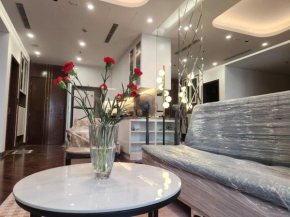 Diamond Crown 1123